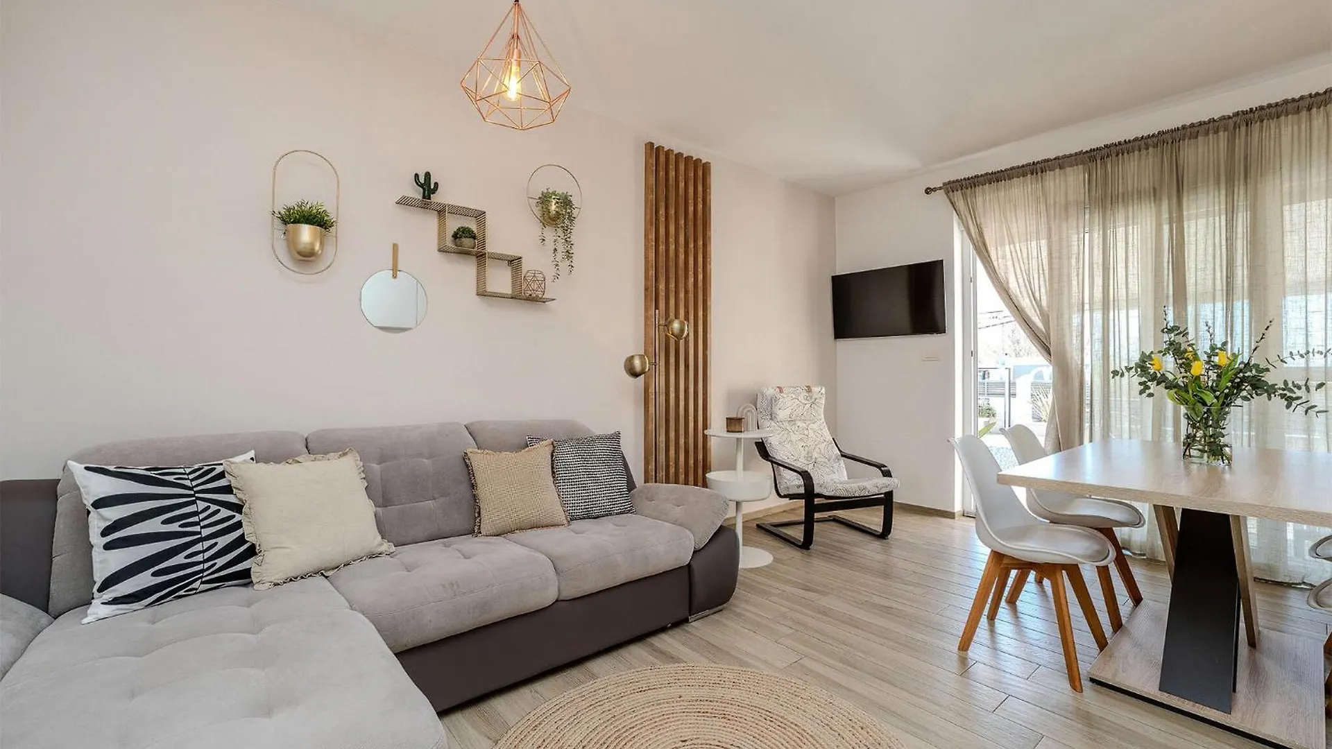 Gorgeous Apartment In Bibinje With Wifi